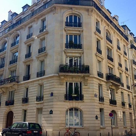 Charming Bedroom Paris Dış mekan fotoğraf